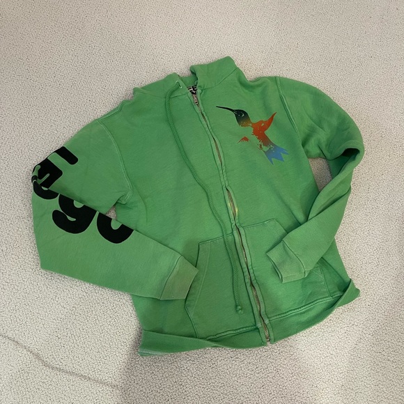 Sweaters - Free city sweatshirt